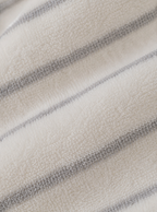 Die Nest Robe